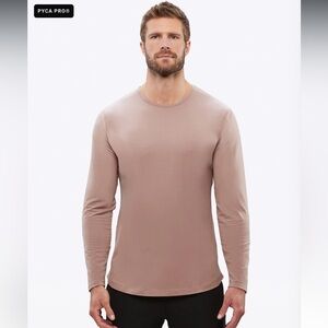 Cuts Clothing Men's Curve Hem Long Sleeve Elongated T-Shirt Med Mountain Mist
